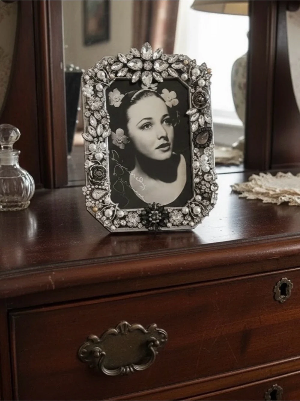 Handmade Vintage Crystal Jeweled 4x6 Picture Frame